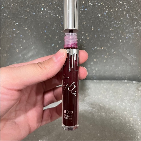 Kylie Cosmetics Holiday Lip Set - Picture 5 of 7